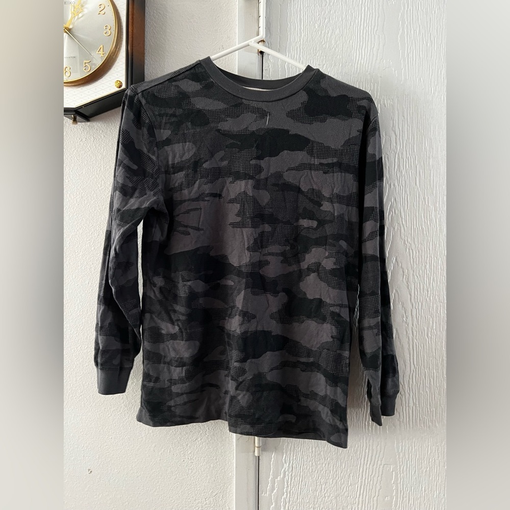 Camo Long sleeve